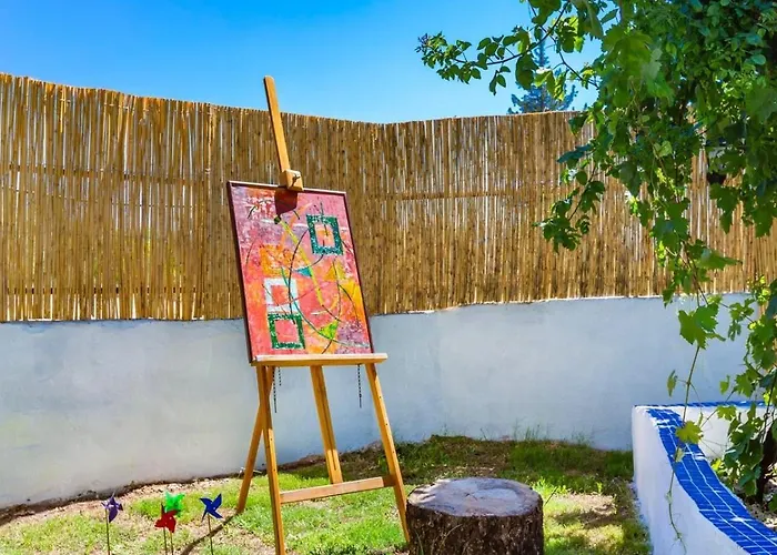 Vilă Uezuemlue 2 Bedroom Secluded With Private Pool Hot Tub